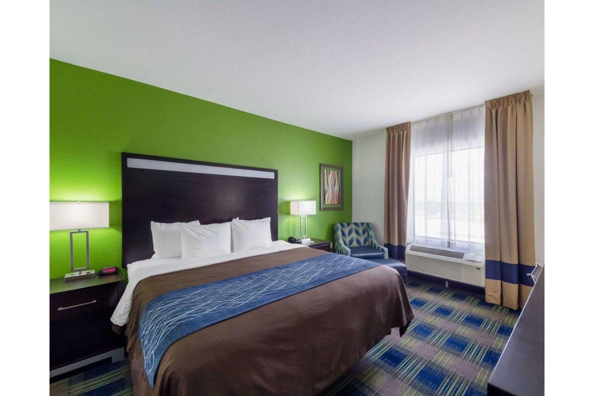 Comfort Inn & Suites Victoria North Exterior foto