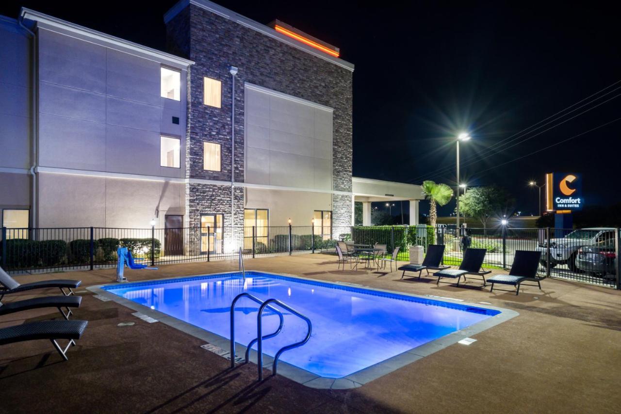 Comfort Inn & Suites Victoria North Exterior foto